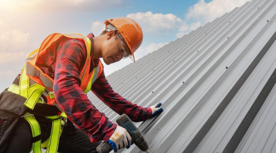Professional metal roof installation in Burnt Prairie, IL